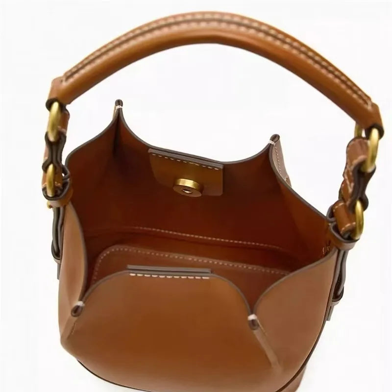 Lunra bucket bag